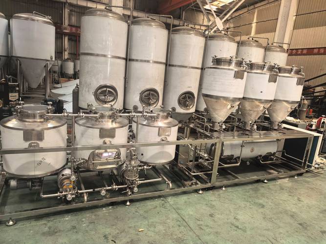 定兴数控啤酒设备多少钱一套？新手开精酿酒吧能直接上手吗